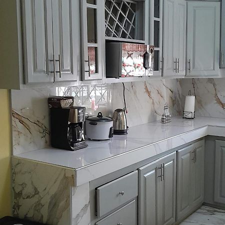 Jamaica Oasis Suite Portmore Bagian luar foto